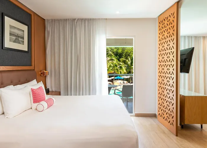 The Fives & Residences - Senses Inclusive 5*