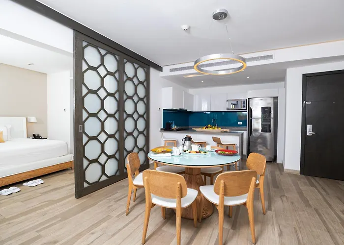 The Fives & Residences - Senses Inclusive 5*